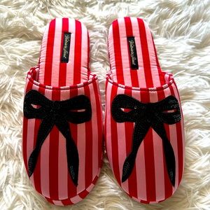 New Victoria’s Secret slippers for women’s